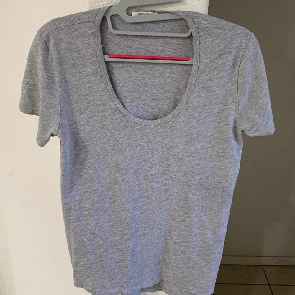 Nation heather gray scoop neck tee